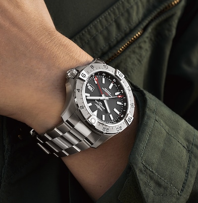 AVENGER AUTOMATIC GMT 44 UK EXCLUSIVE image